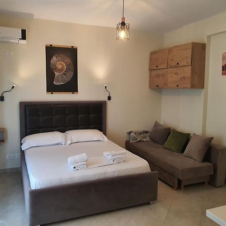 Deni Sea View Apartment Vlorë Екстериор снимка