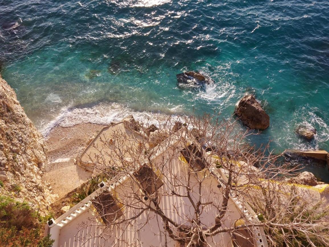 Deni Sea View Apartment Vlorë Екстериор снимка