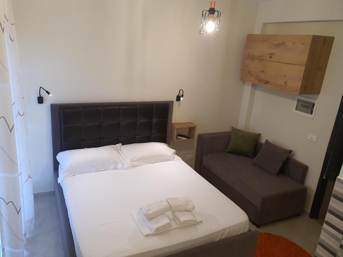 Deni Sea View Apartment Vlorë Екстериор снимка
