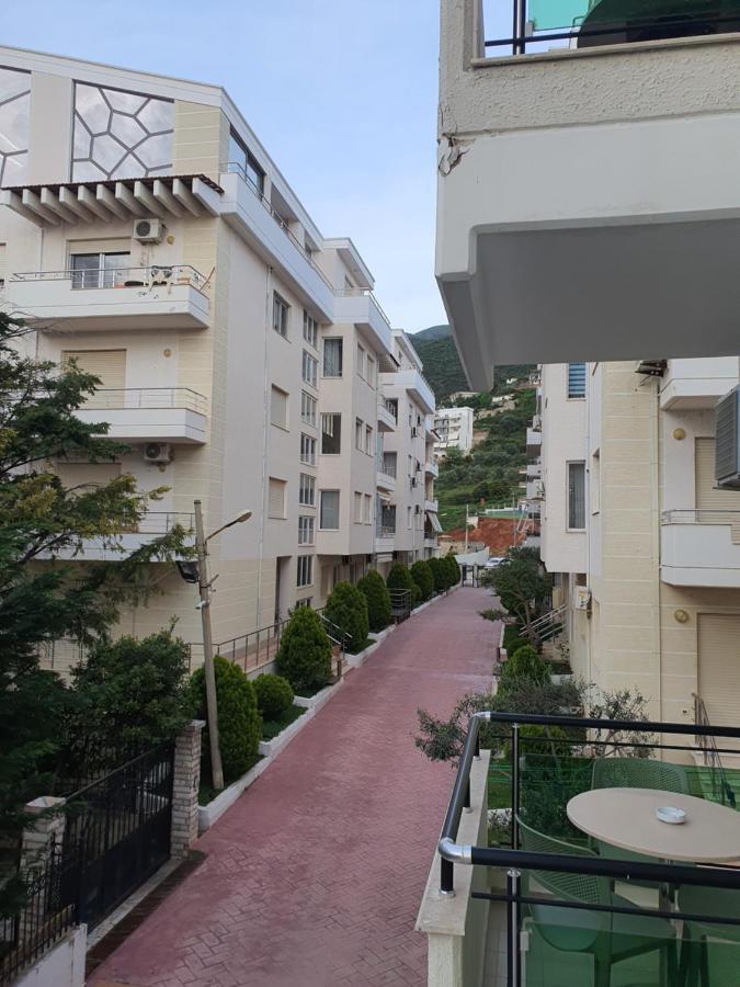 Deni Sea View Apartment Vlorë Екстериор снимка