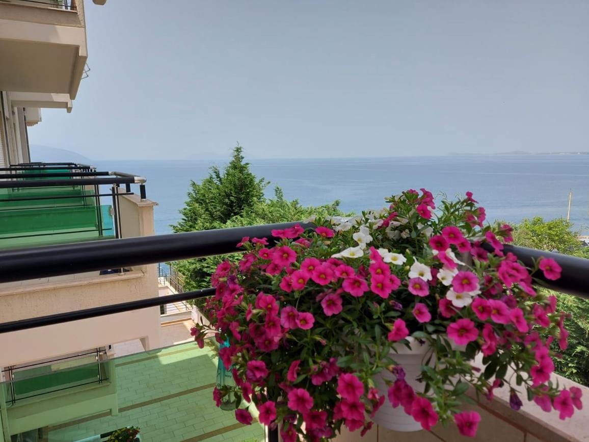 Deni Sea View Apartment Vlorë Екстериор снимка