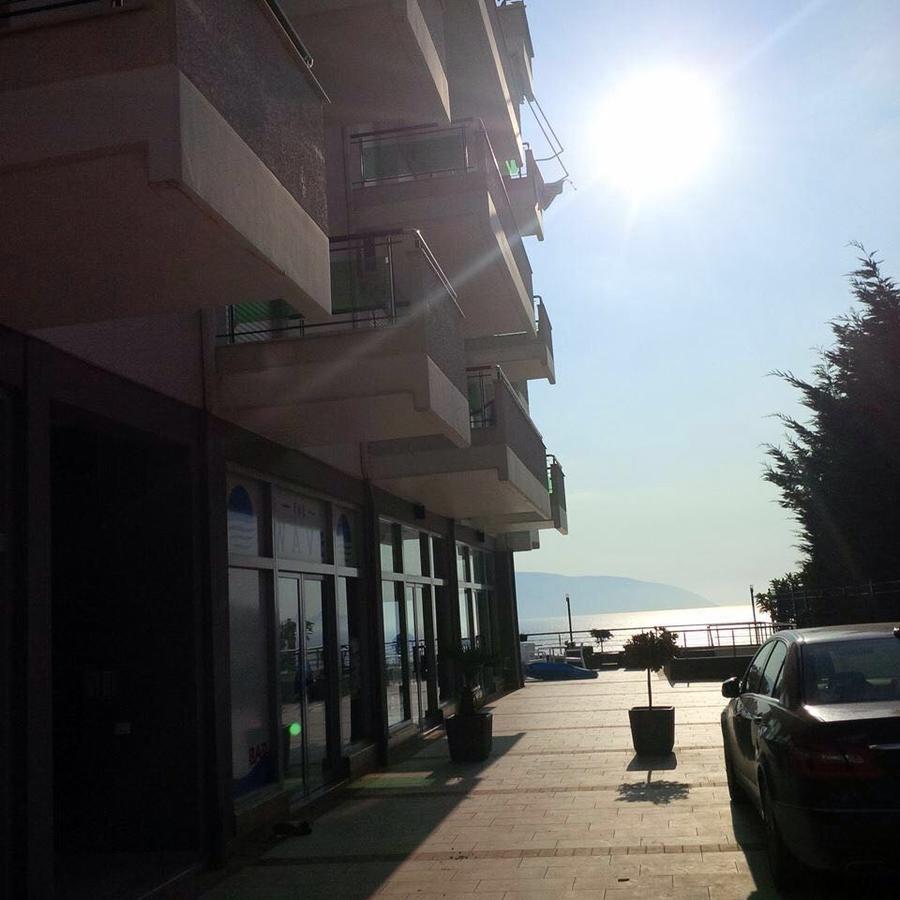 Deni Sea View Apartment Vlorë Екстериор снимка