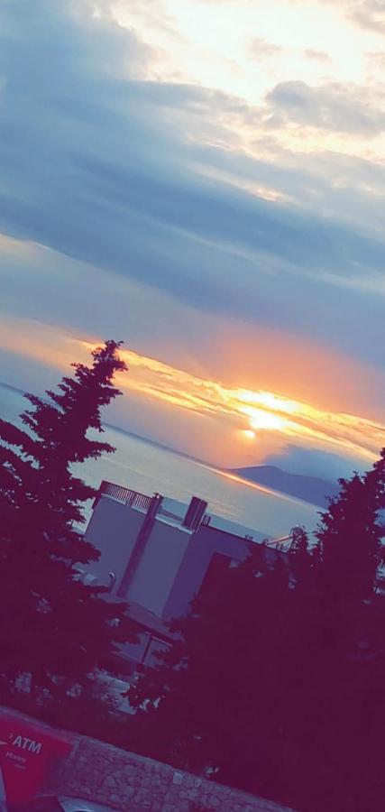 Deni Sea View Apartment Vlorë Екстериор снимка